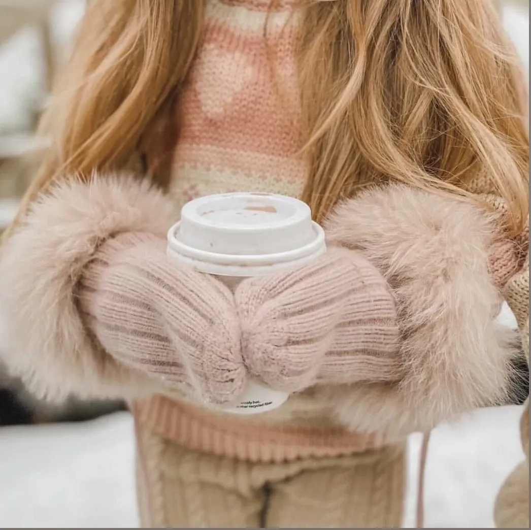 Cashmere Latte Mittens