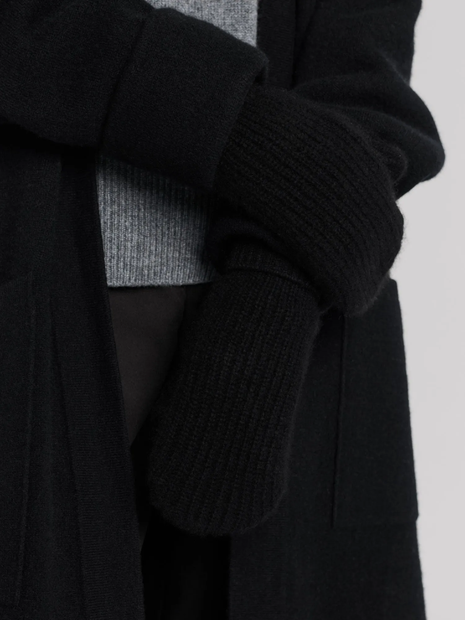 Cashmere thumb mittens "Elva" - Black