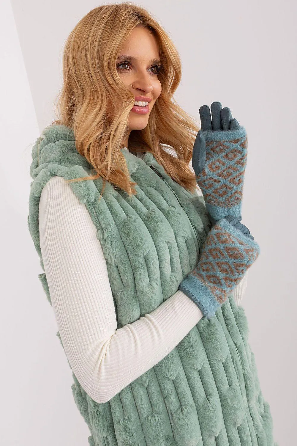 Chic Floral Touchscreen Winter Gloves