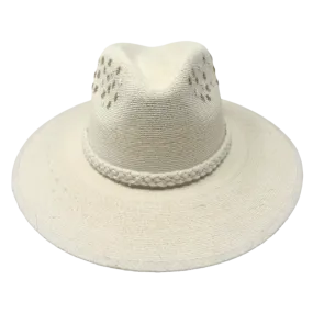 Exclusive Neutral Stella Hat by Corazon Playero