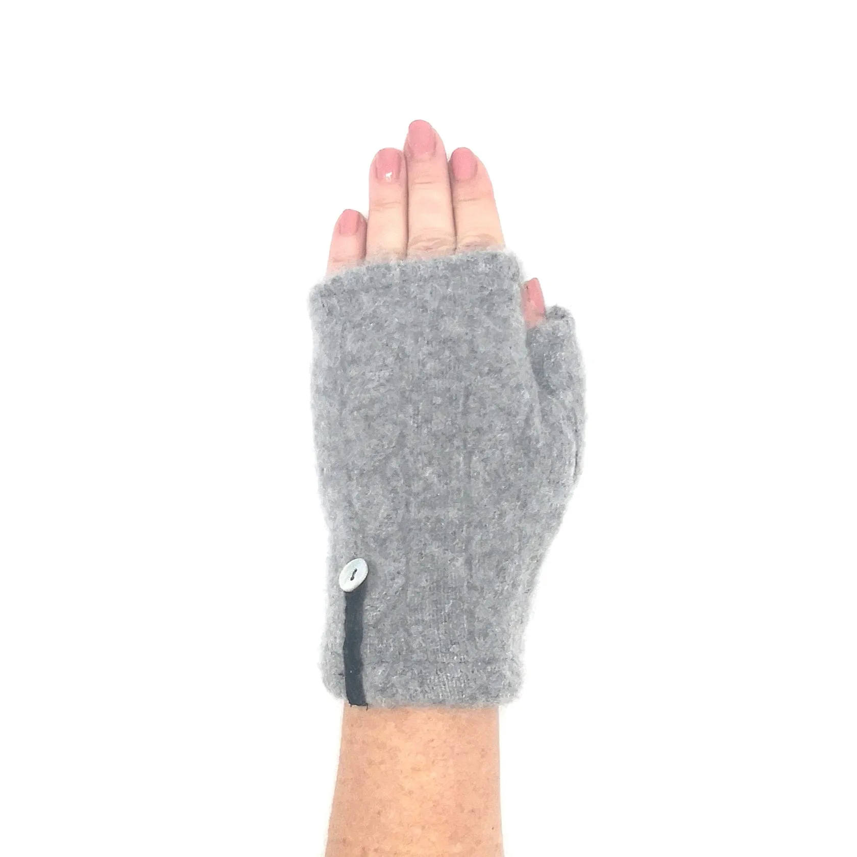 Recycled grey cashmere cable Kitten Mittens, short