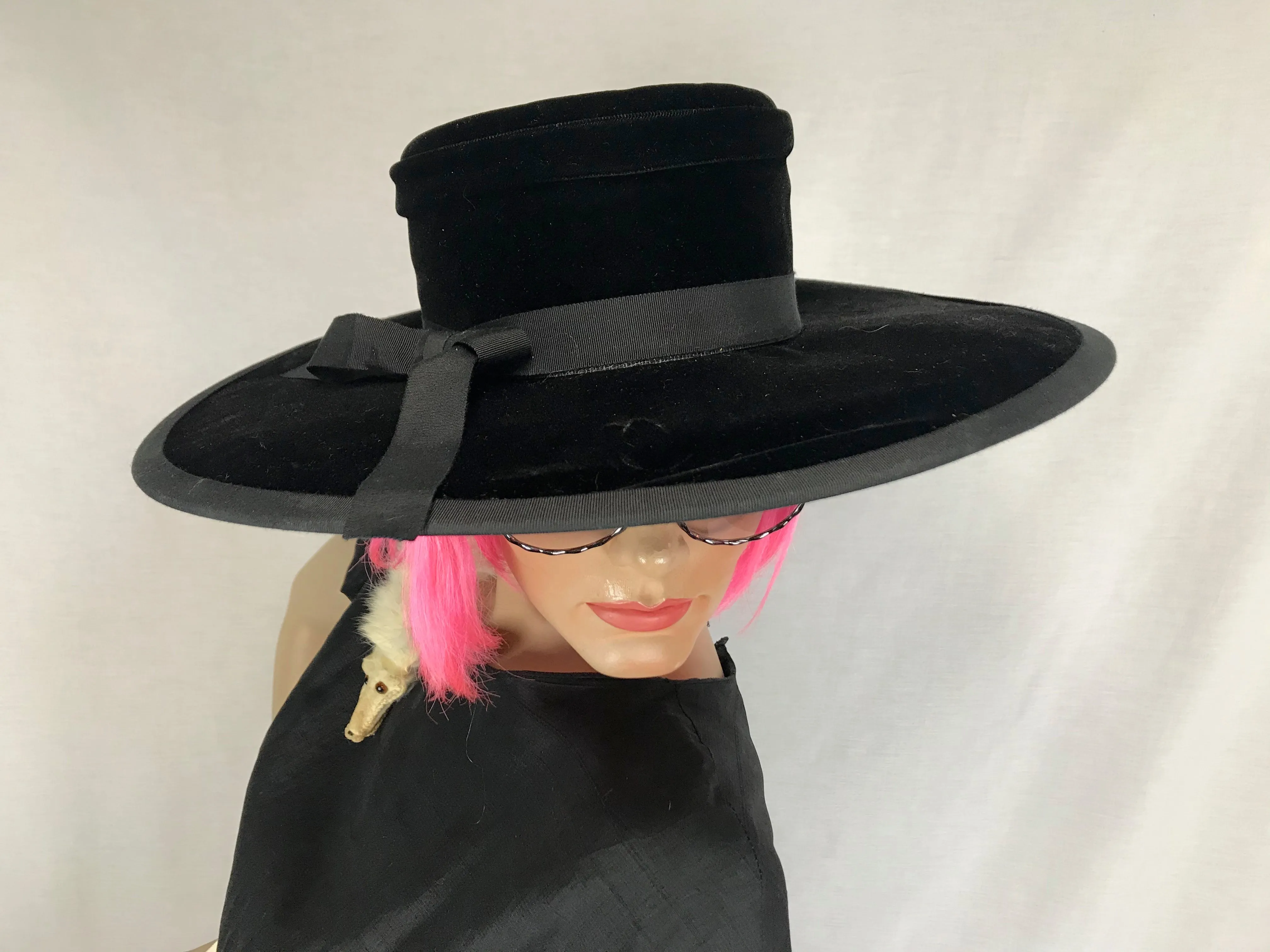 VTG 50s 60s | Wide Brim Black Velvet Glam Starlet Old Hollywood High Fashion Hat